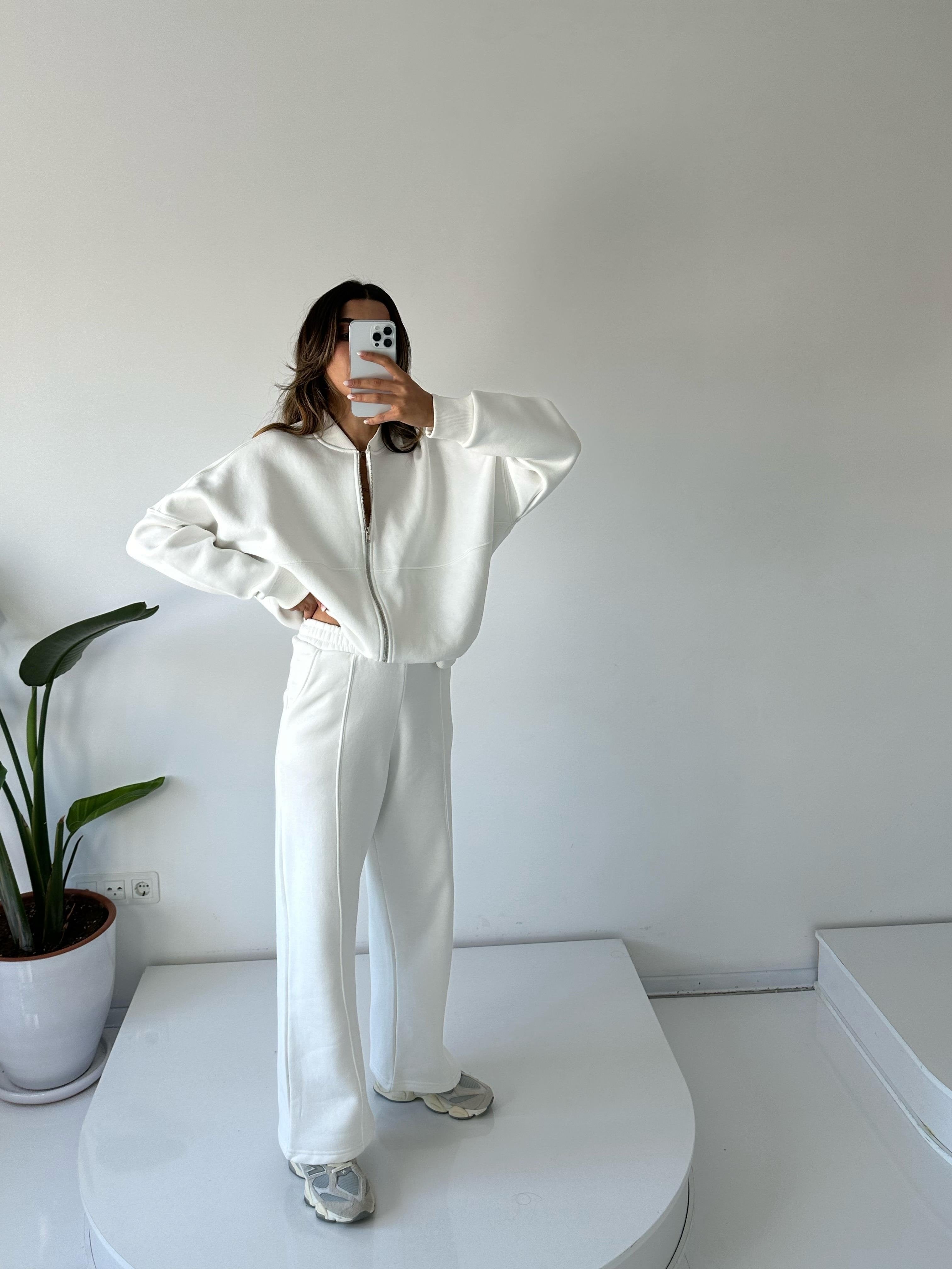 Women's Oversize 3-Thread Brushed Fleece Tracksuit Set – Zip-Up Sweatshirt &amp; Wide-Leg Bottoms – White